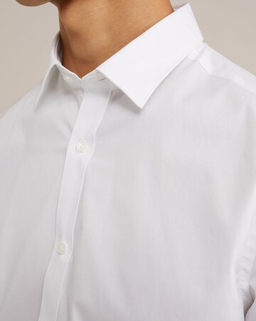 WE Fashion Slim fit Button Up Shirt in White