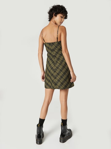 A LOT LESS - Vestido 'Lara' en verde