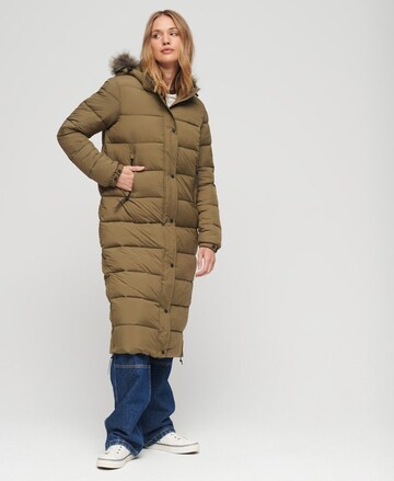 Superdry Wintermantel in Bruin