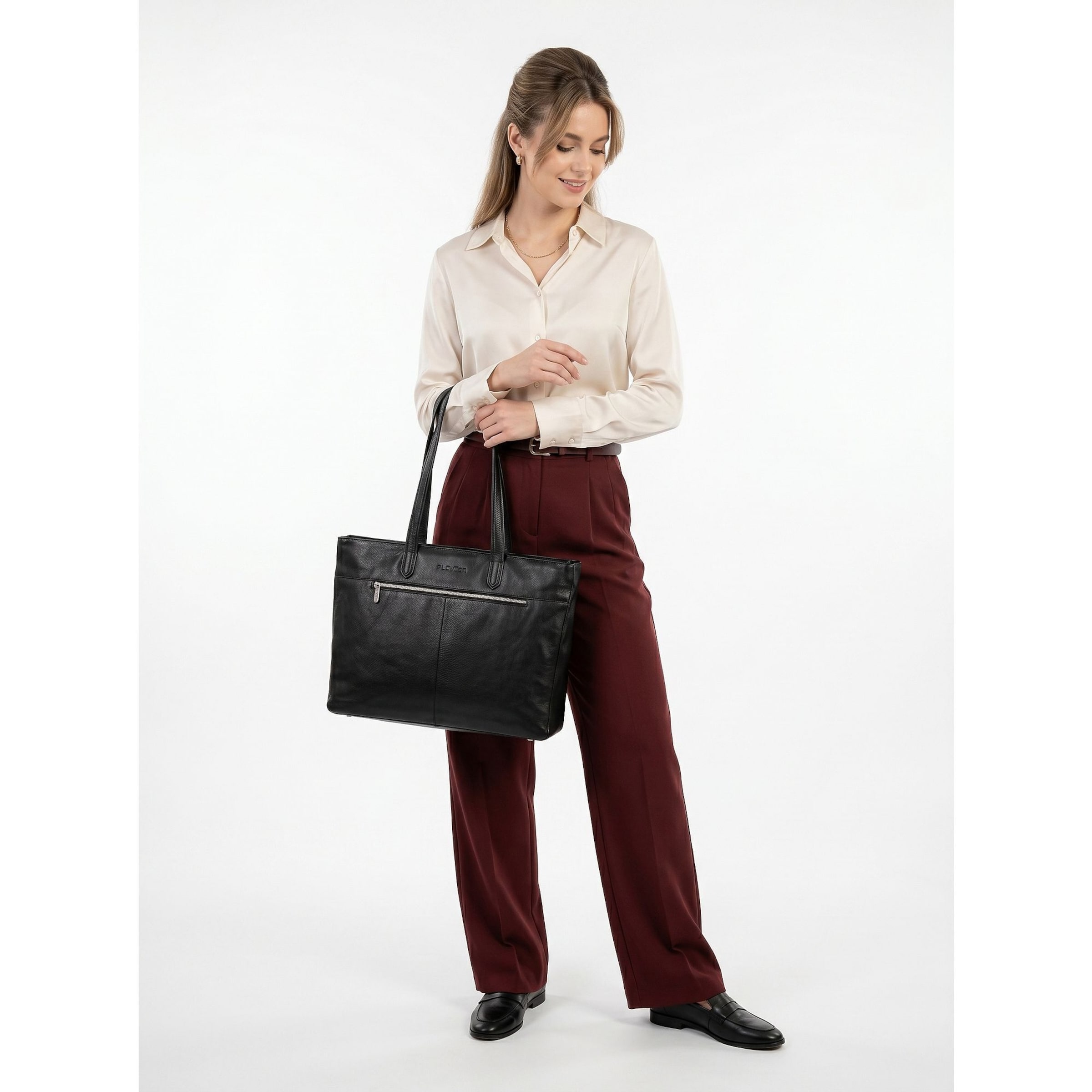 Plevier Shopper in Schwarz: Vorderseite