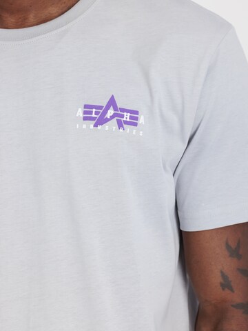 ALPHA INDUSTRIES Tričko - Sivá