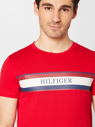 TOMMY HILFIGER Tričko – červená