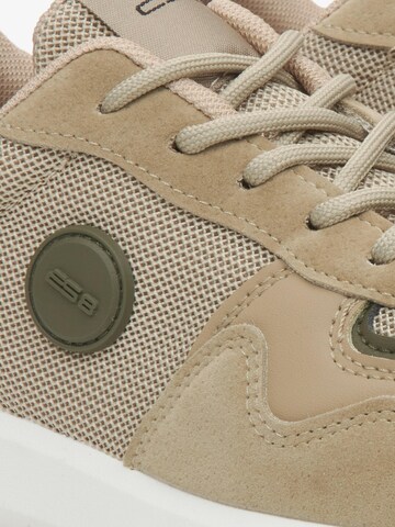 ES8 Sneakers '90-032' in Beige