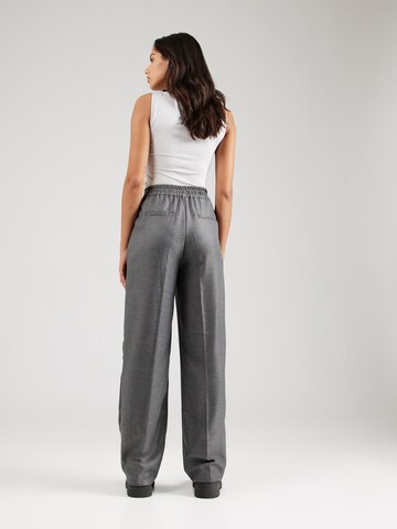 Loosefit Pantalon à pince Trendyol en gris