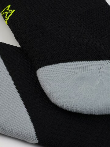 INCYLENCE Athletic Socks 'TRAIL SUMMITS' in Black