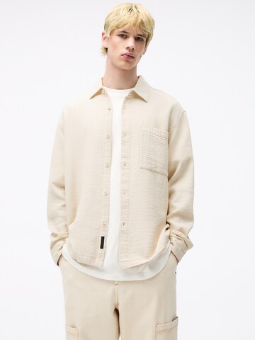 Pull&Bear Regular fit Button Up Shirt in Beige: front