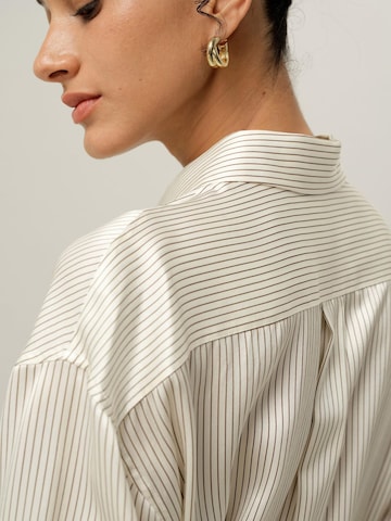 Lilysilk Blouse in Brown