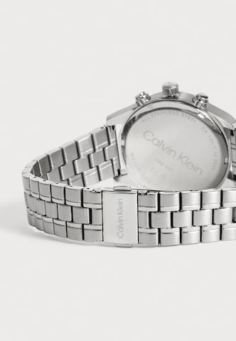 Calvin Klein Analogna ura 'MODERN VINTAGE' | srebrna barva: zadnja stran