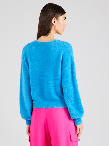 ONLY - Pullover 'Piumo' em azul