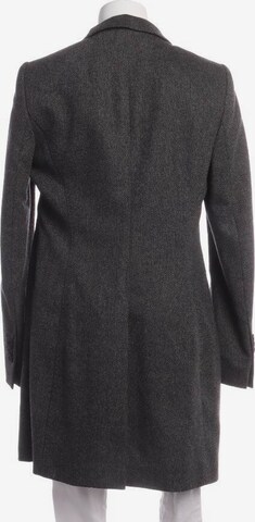 Windsor Jacket & Coat in L in Grey