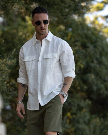 DAN FOX APPAREL Regular fit Button Up Shirt 'Lio' in White