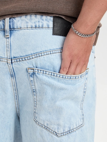 Dxnmxrk - Loosefit Calças de ganga 'DXHector Relaxed Fit Jeans Light Blue' em azul