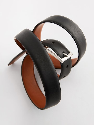 Next Riem in Zwart