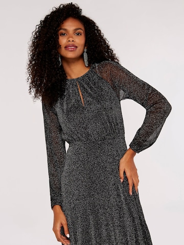 Apricot Dress ' ' in Black