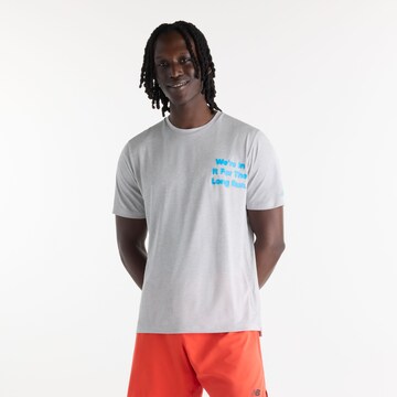 Maglia funzionale 'RC Essential Graphic T-Shirt' di new balance in grigio: frontale