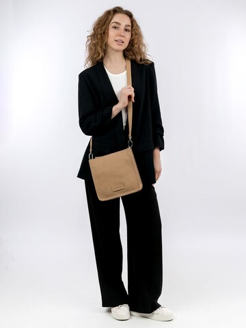 Sac à bandoulière 'SFY Berly' Suri Frey en beige : devant