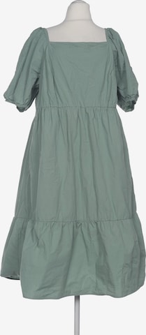 Studio Untold Dress in 7XL in Green: front