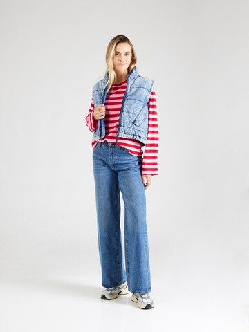 Maglietta di Monki in rosso