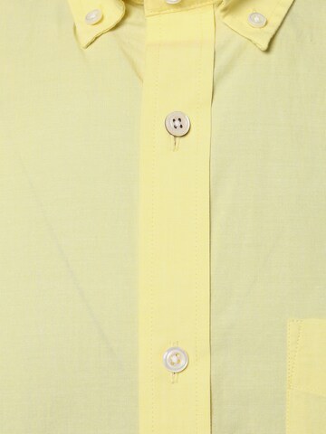 GANT Comfort Fit Hemd in Gelb