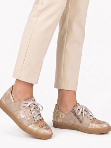 Maciejka Athletic Lace-Up Shoes in Beige