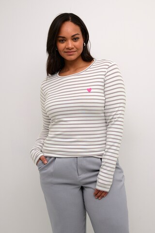 T-shirt 'Lia' KAFFE CURVE en gris : devant