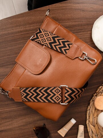 Adel Bags Schultertasche 'Sara' in Braun