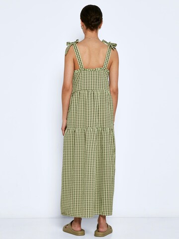 Noisy may - Vestido 'Cille' en verde