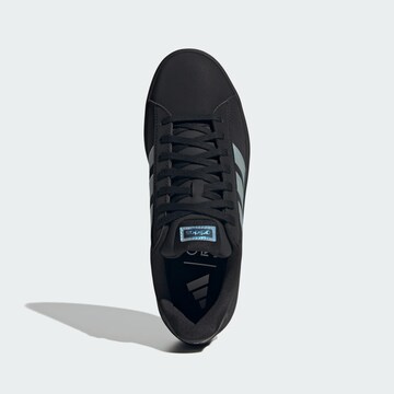 Baskets basses 'Grand Court 3.0 Audi Revolut F1 Team' ADIDAS SPORTSWEAR en noir