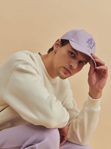 Casquette 'Amir' DAN FOX APPAREL en violet : devant