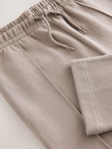 NextSlimfit Hlače - smeđa boja