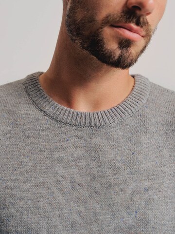 ABOUT YOU x Kevin Trapp Sweater 'Romeo' in Grey