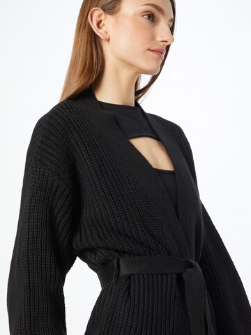 NEW LOOK Knit cardigan in Black