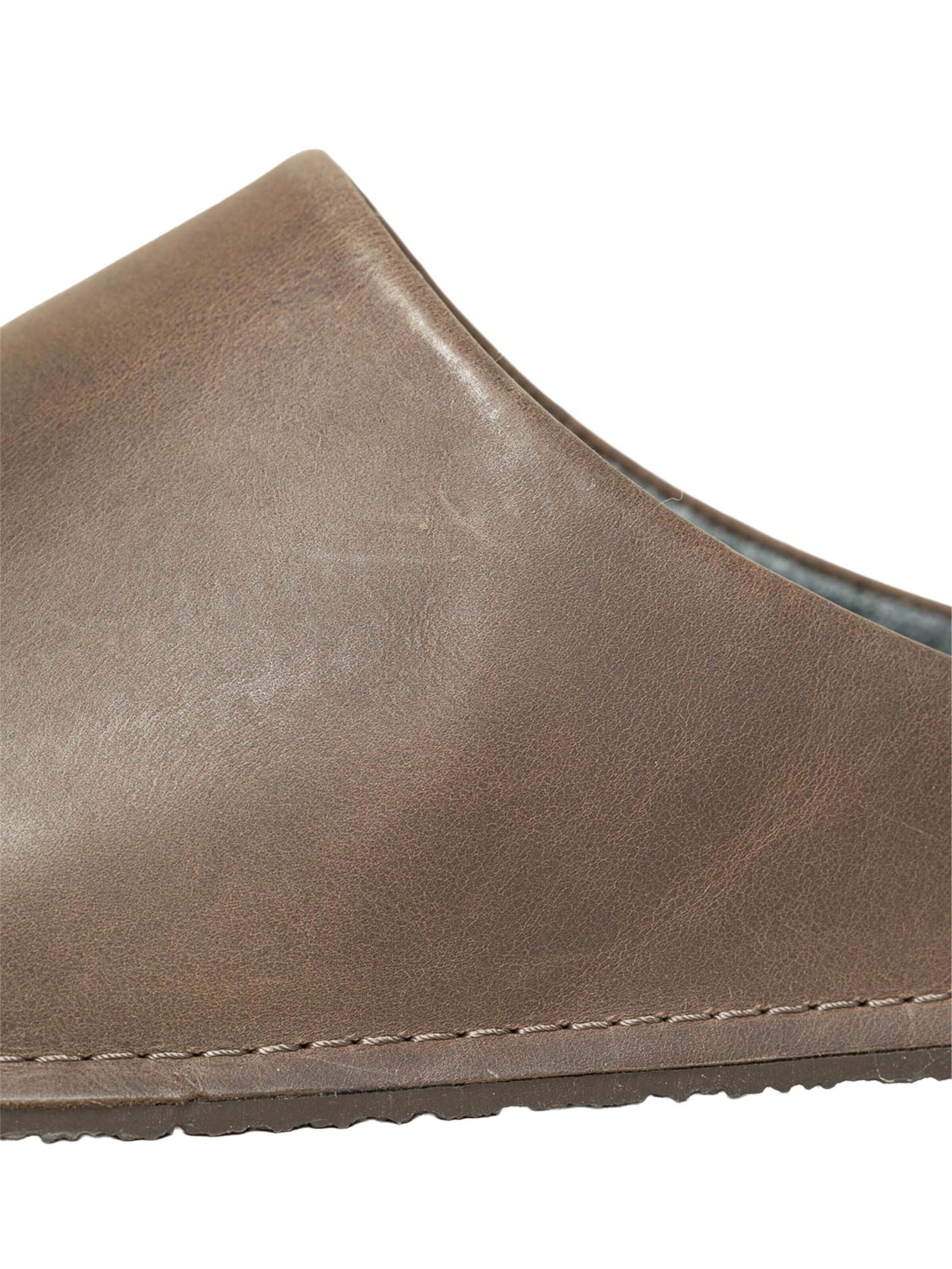 Gottstein Slipper 'Leather Loafer' in Brown