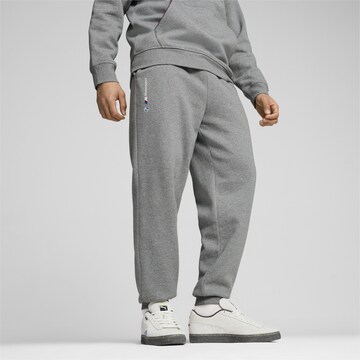 Effilé Pantalon de sport 'BMW M Motorsport ESS+' PUMA en gris : devant