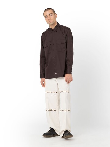 DICKIES - Ajuste regular Camisa 'WORK' en marrón