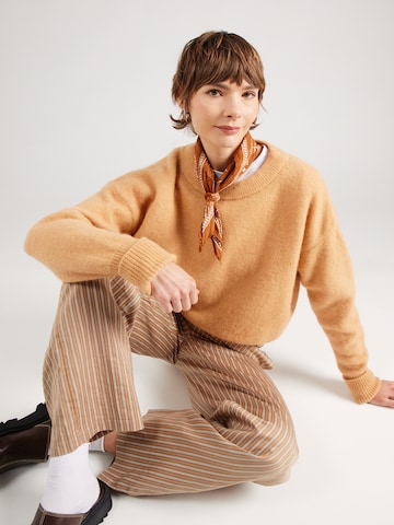 AMERICAN VINTAGE Sweater 'VITOW' in Beige: front