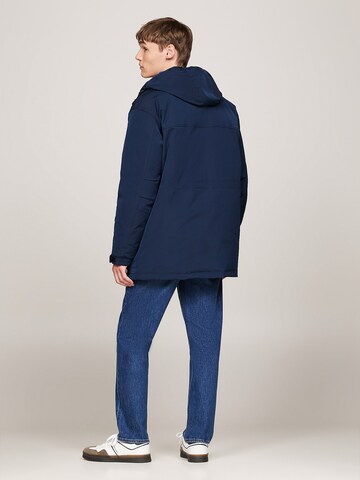 Tommy Jeans Tussenjas in Blauw