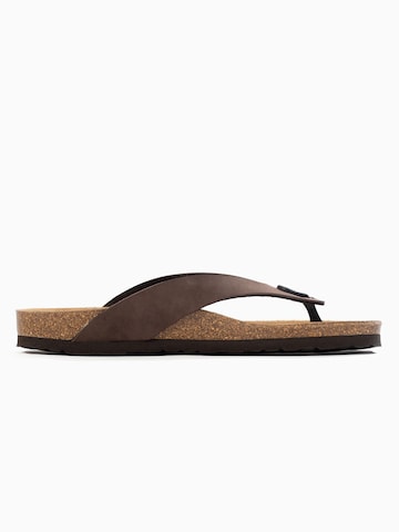 Bayton T-bar sandals 'Lucca' in Brown