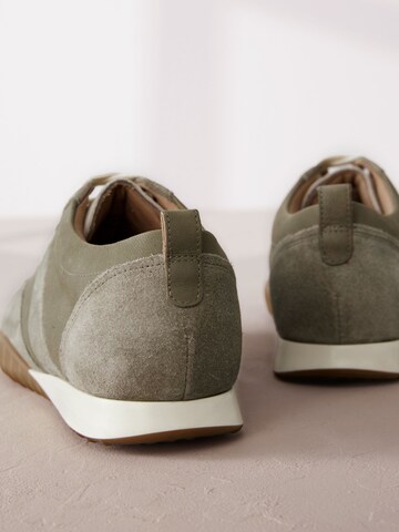 Next Slip On i grøn