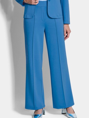 Goldner Loose fit Trousers in Blue: front