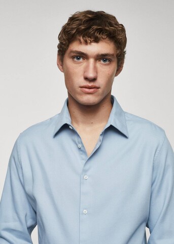 MANGO MAN Regular fit Button Up Shirt 'Arthur' in Blue