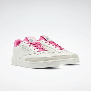 Sneaker low 'Club C 85' de la Reebok pe alb