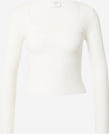 Abercrombie & Fitch Sweater in White: front