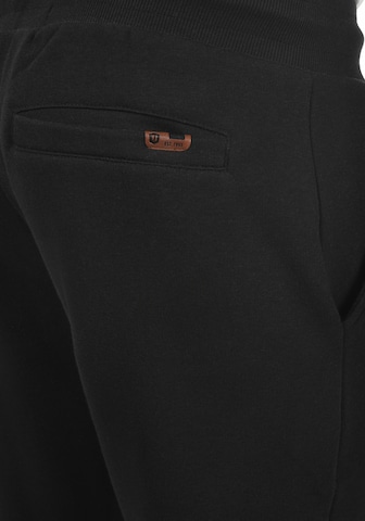 Tapered Pantaloni 'Hultop' di INDICODE JEANS in nero