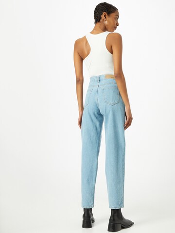 Nasty Gal Tapered Jeans in Blue