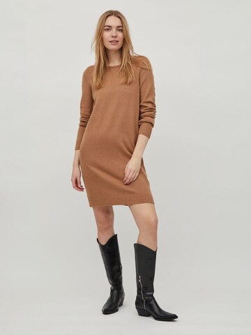 VILA Pletené šaty - Hnedá