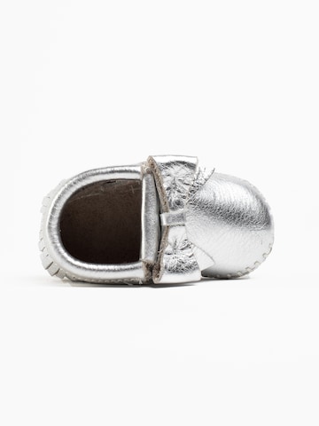 Minnetonka Lave sko 'Rosie' i sølv