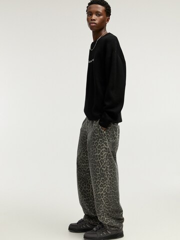 Pull&Bear Loosefit Jeans in Grau