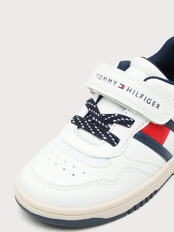 Sneaker 'GLOVER' de la TOMMY HILFIGER pe alb