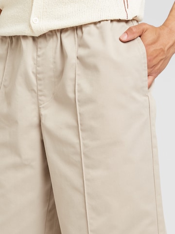 Loosefit Pantaloni di TOPMAN in grigio